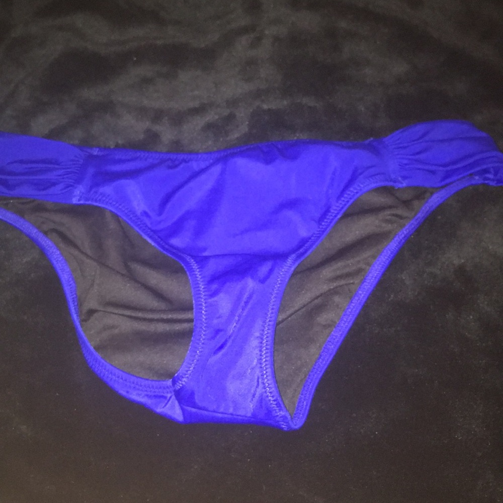 Victoria secret knockout blue bikini bottom small - Picture 2 of 4